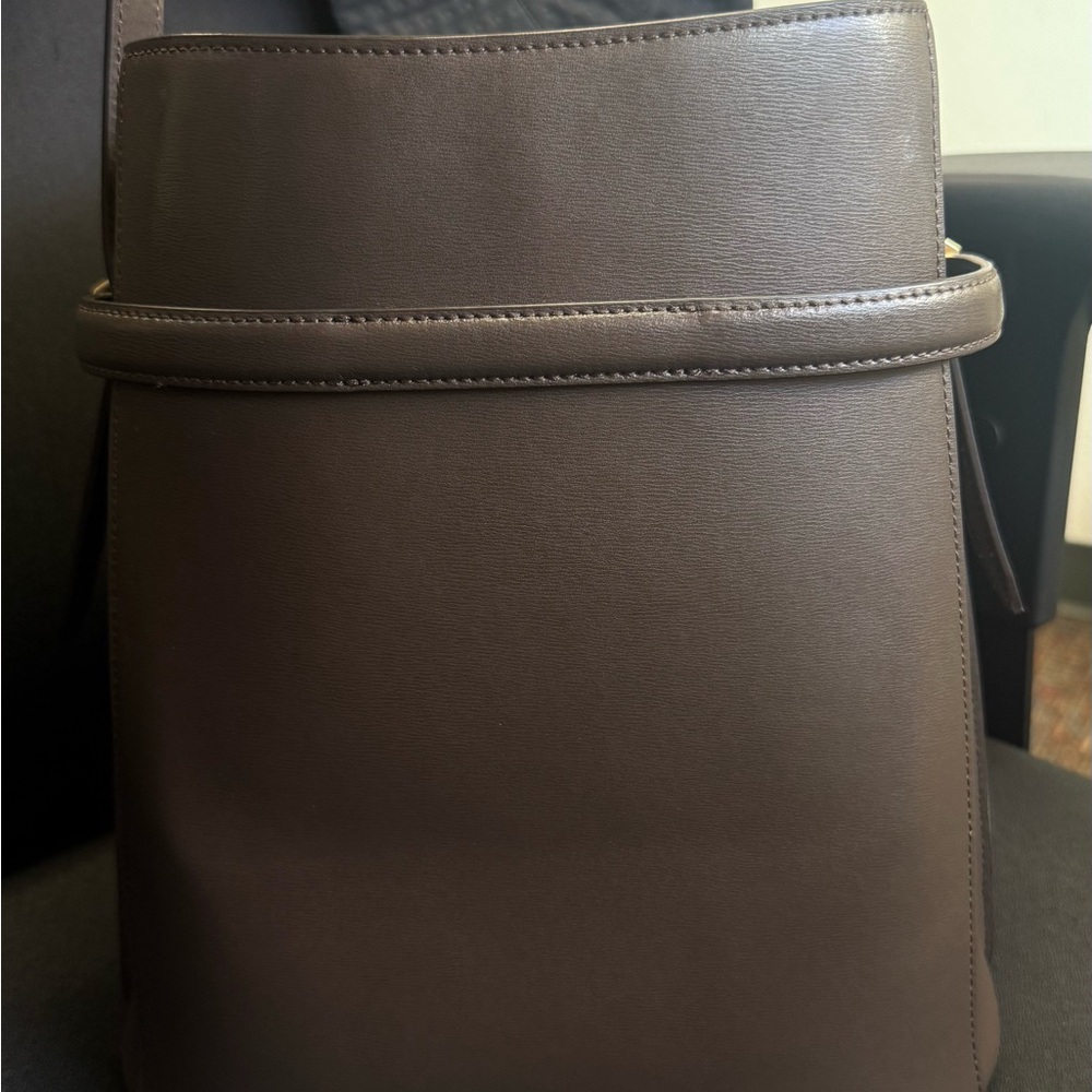 Toteme Leather Belted Bucket Bag - Picture 7 of 12